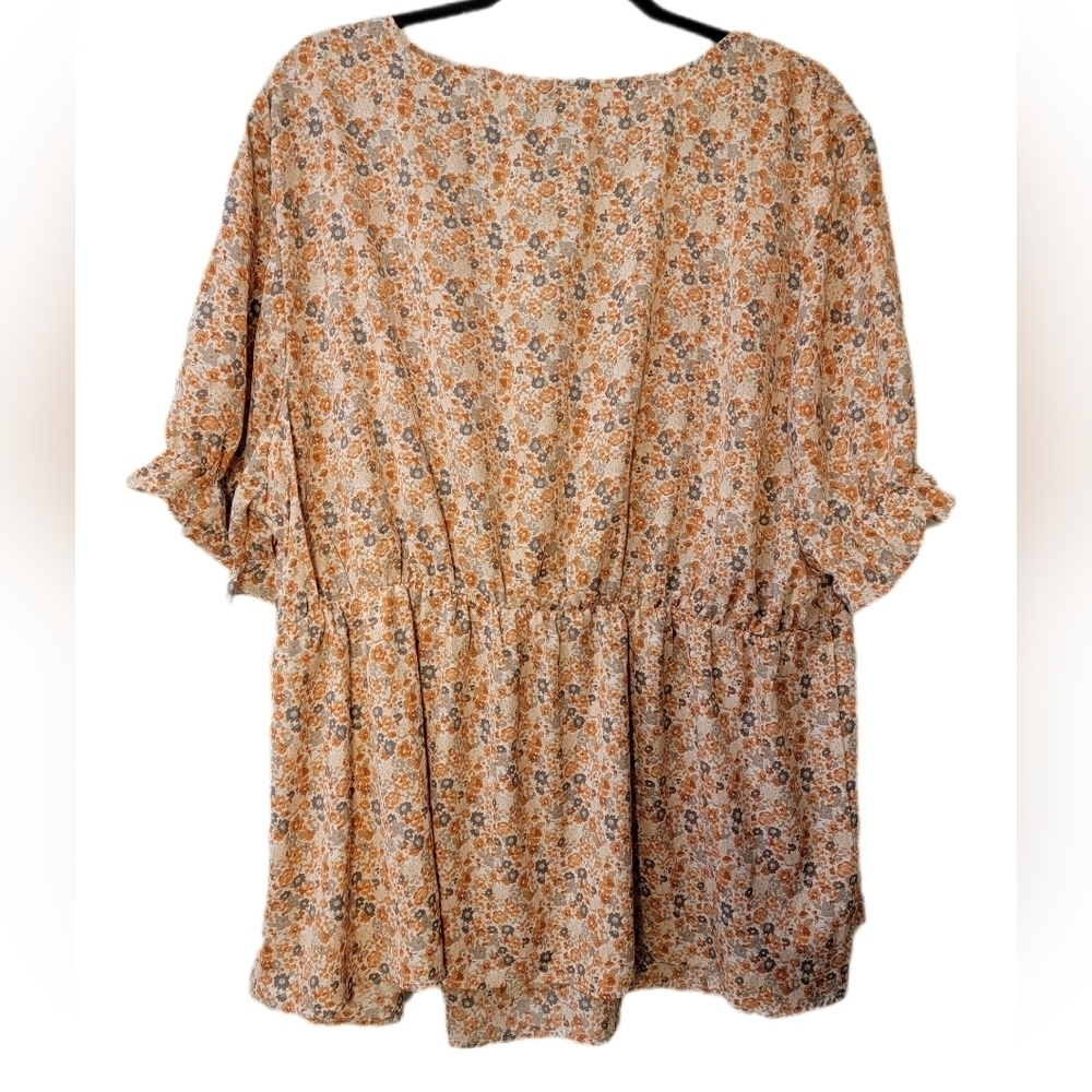 SHEIN Curve Floral Print Blouse Ruffled Short Sleeves - Picture 4 of 8
